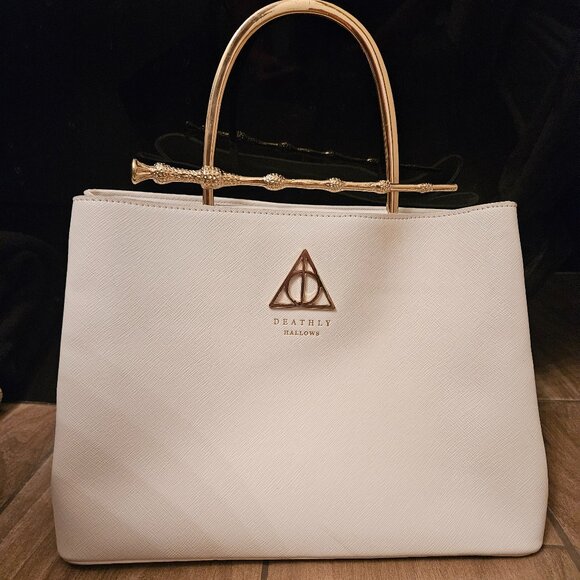 Loungefly  Harry Potter Deathly Hallows purse - Picture 1 of 6